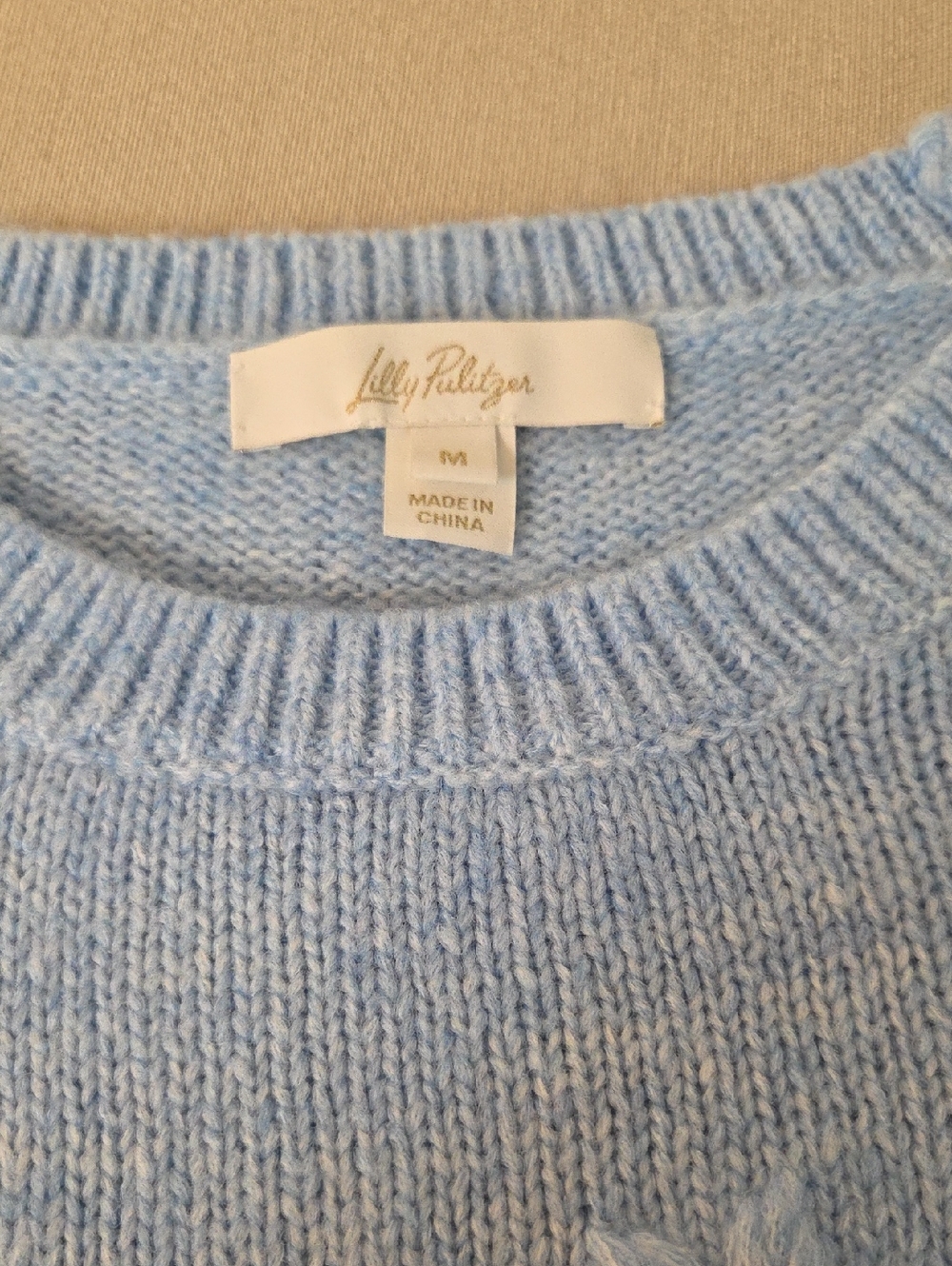 Lilly Pulitzer Light Blue Floral Appliqué Crew Sweater Size Med Elizabelle - Picture 5 of 8